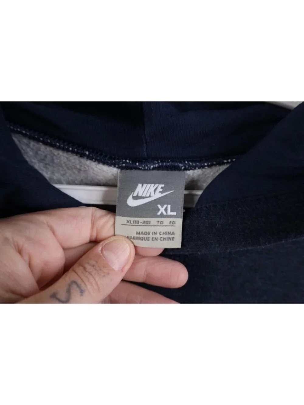 Vintage Y2K Nike Womens XL Travis Scott Big Swoosh Felt Patch Hoodie Sweatshirt
